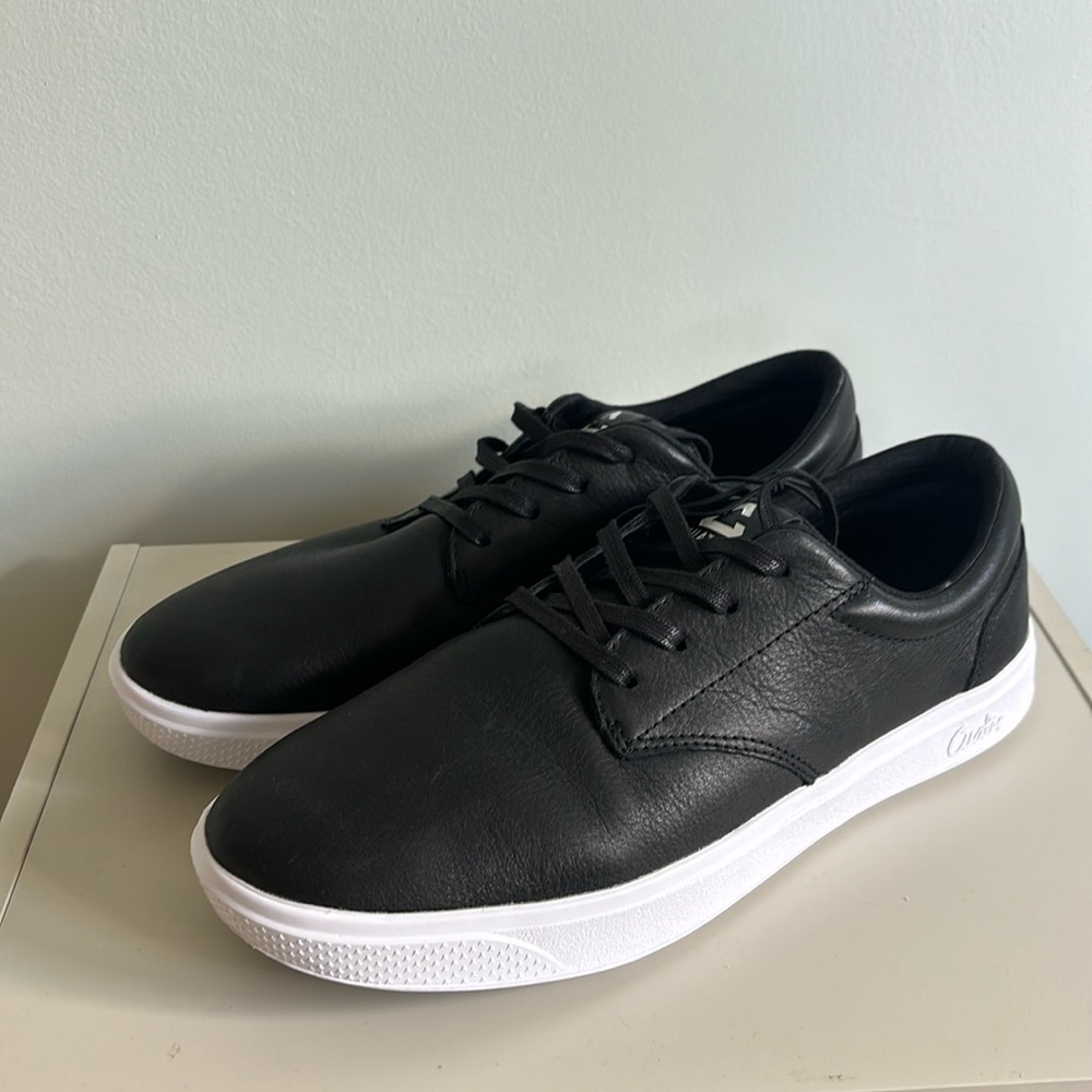 Brand New Travis Mathew Cuater Wildcard Spikeless Golf Shoes